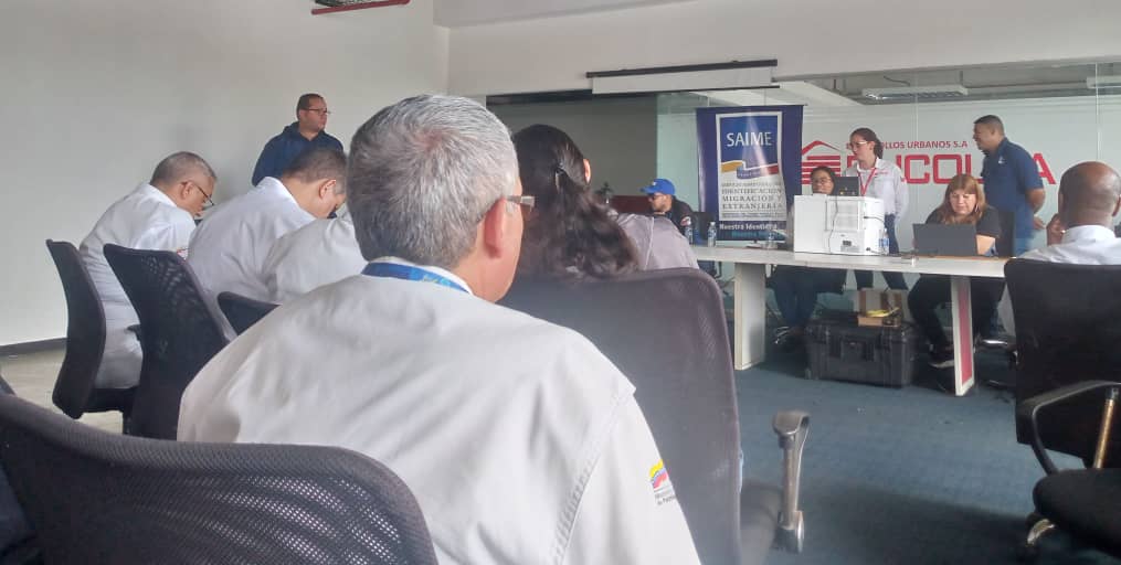 EN DUCOLSA SE REALIZÓ JORNADA DE CÉDULA PARA TODOS SUS TRABAJADORES