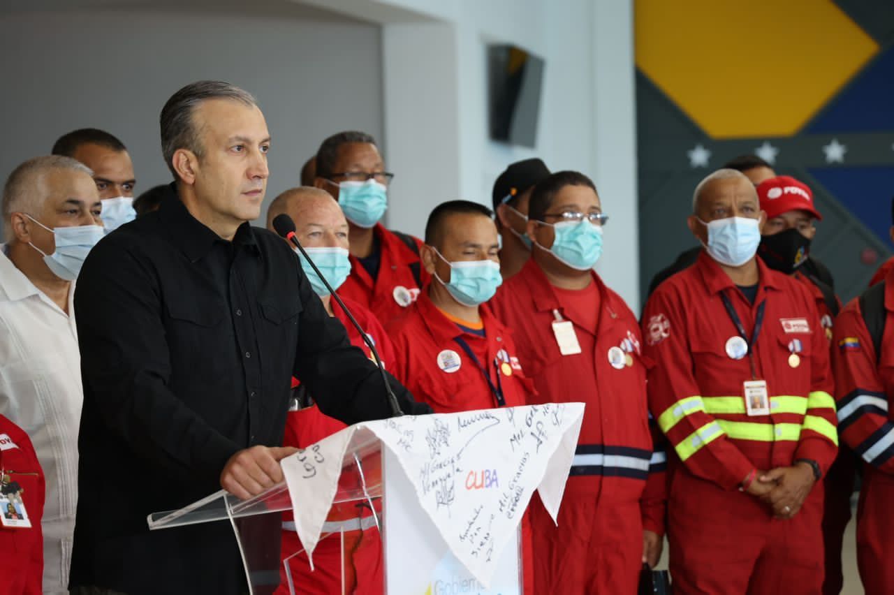 EL AISSAMI RECIBE A HEROICO GRUPO DE 43 BOMBEROS QUE AYUDÓ A SOFOCAR INCENDIO EN CUBA